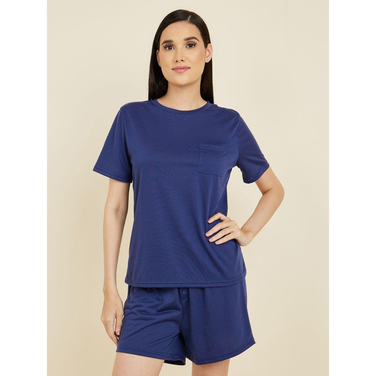 مجموعة من شورت وتيشيرت بتفاصيل جيب-women-clothing-nightwear-pyjamas-shortsets-image-3