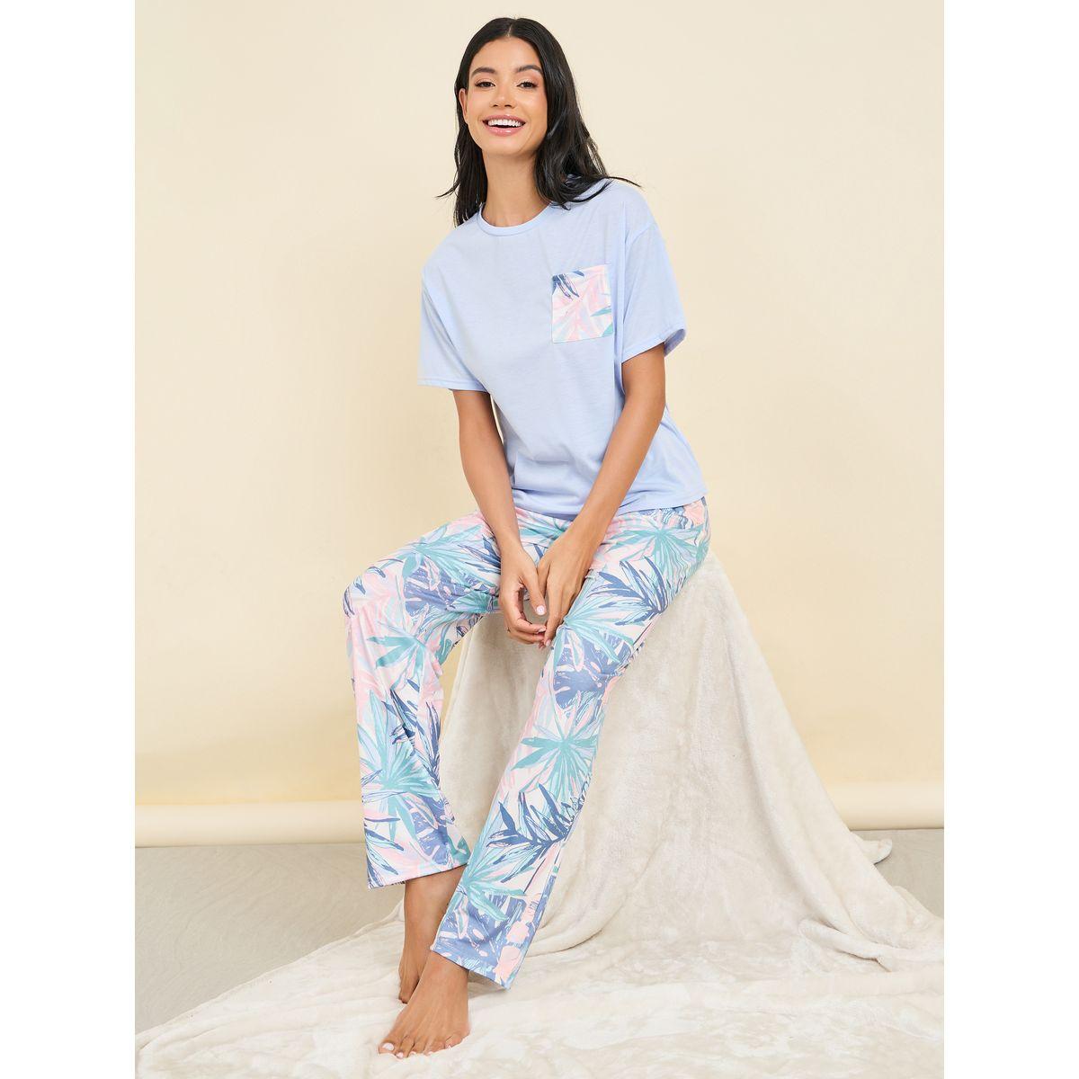 Styli Unwind Tropical Palm Pocket Print T-shirt and Pyjama Set-women-clothing-nightwear-pyjamas-longsets-image-1