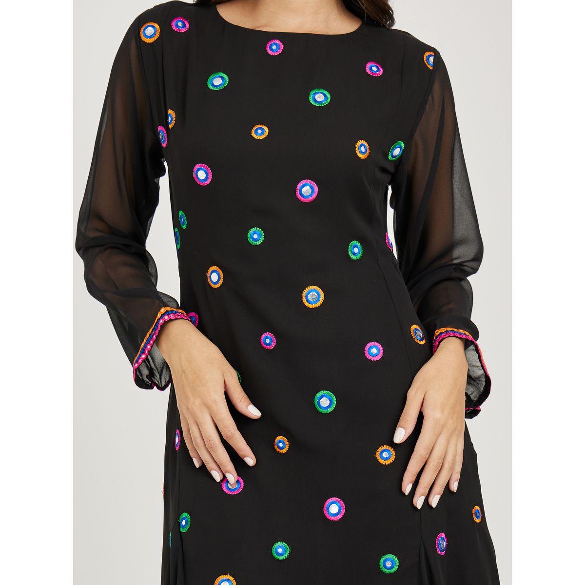 فستان طويل بتفاصيل مُطرّزة وحافة واسعة-women-clothing-dresses-image-3