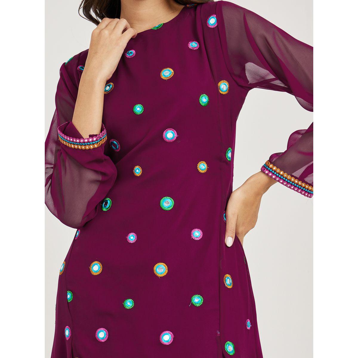 فستان طويل بتفاصيل مُطرّزة وحافة واسعة-women-clothing-dresses-image-3