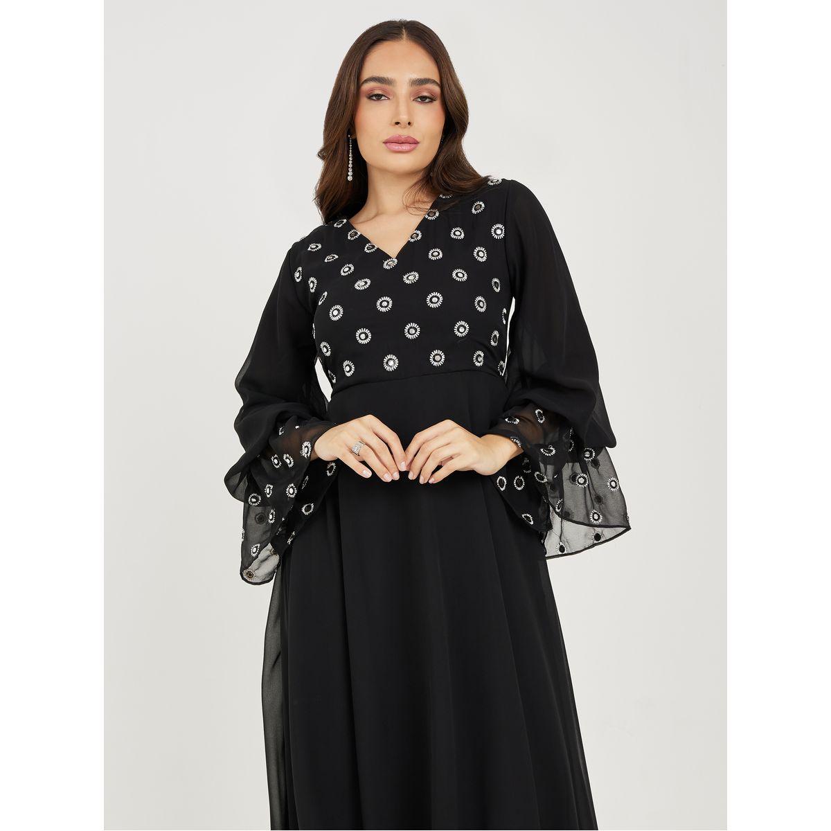 فستان طويل بتفاصيل مُطرّزة واكمام بنمط جرس-women-clothing-dresses-image-2