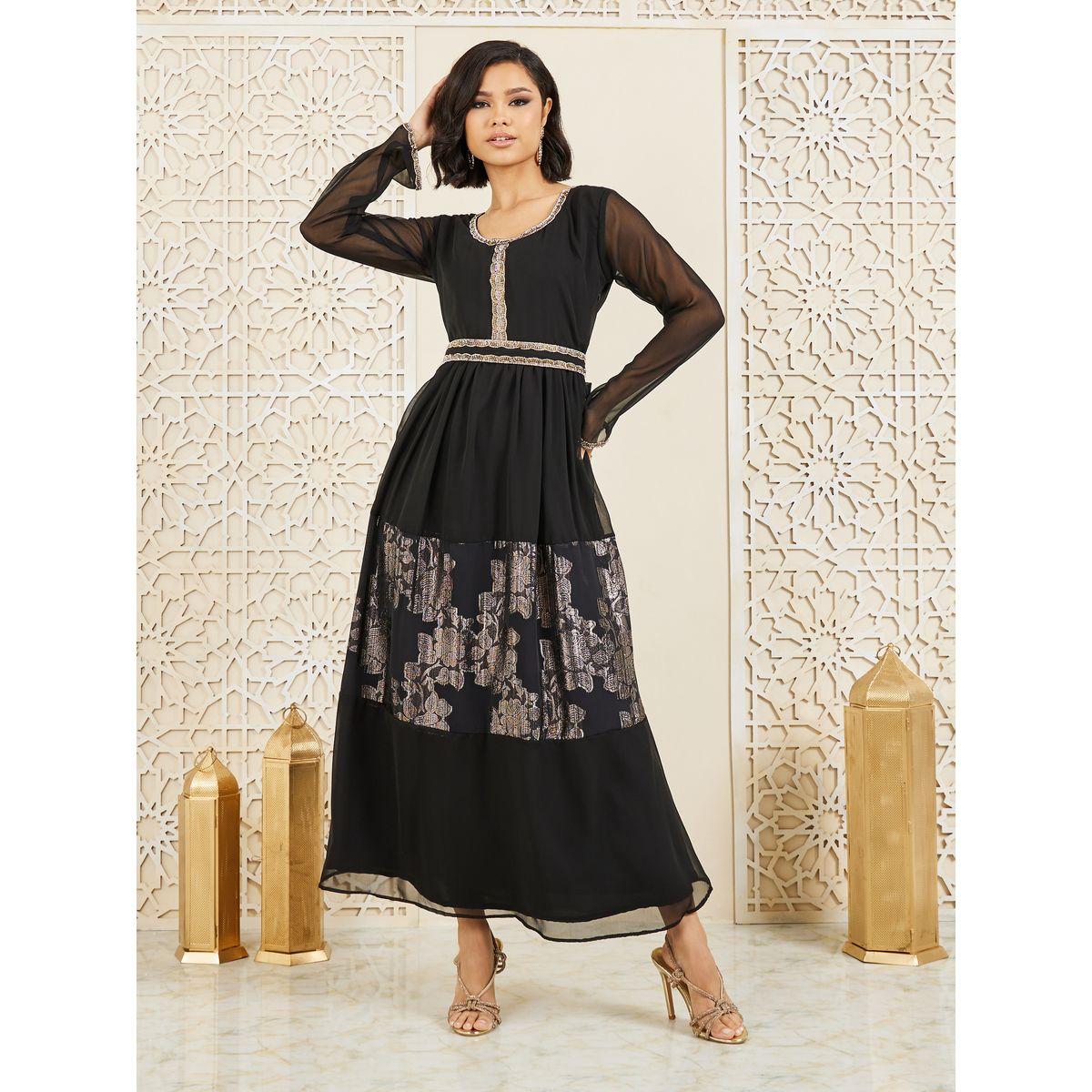 فستان طويل بطبعة فويل مع كسرات ودانتيل-women-clothing-dresses-image-1