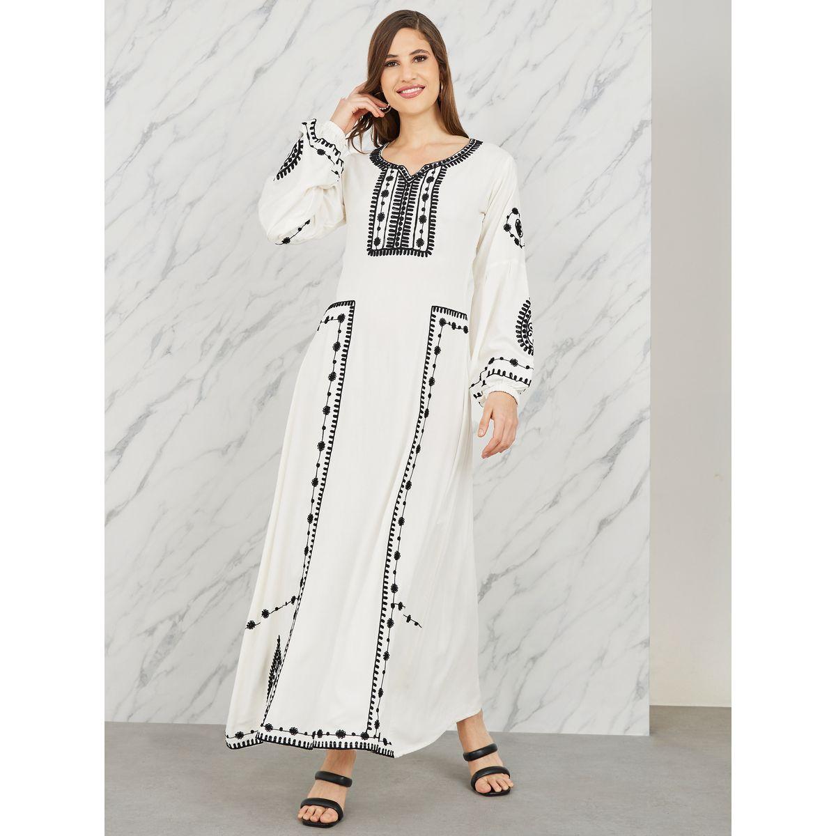 Styli Embroidered Sweetheart Neck A-Line Maxi Dress-women-clothing-dresses-image-1
