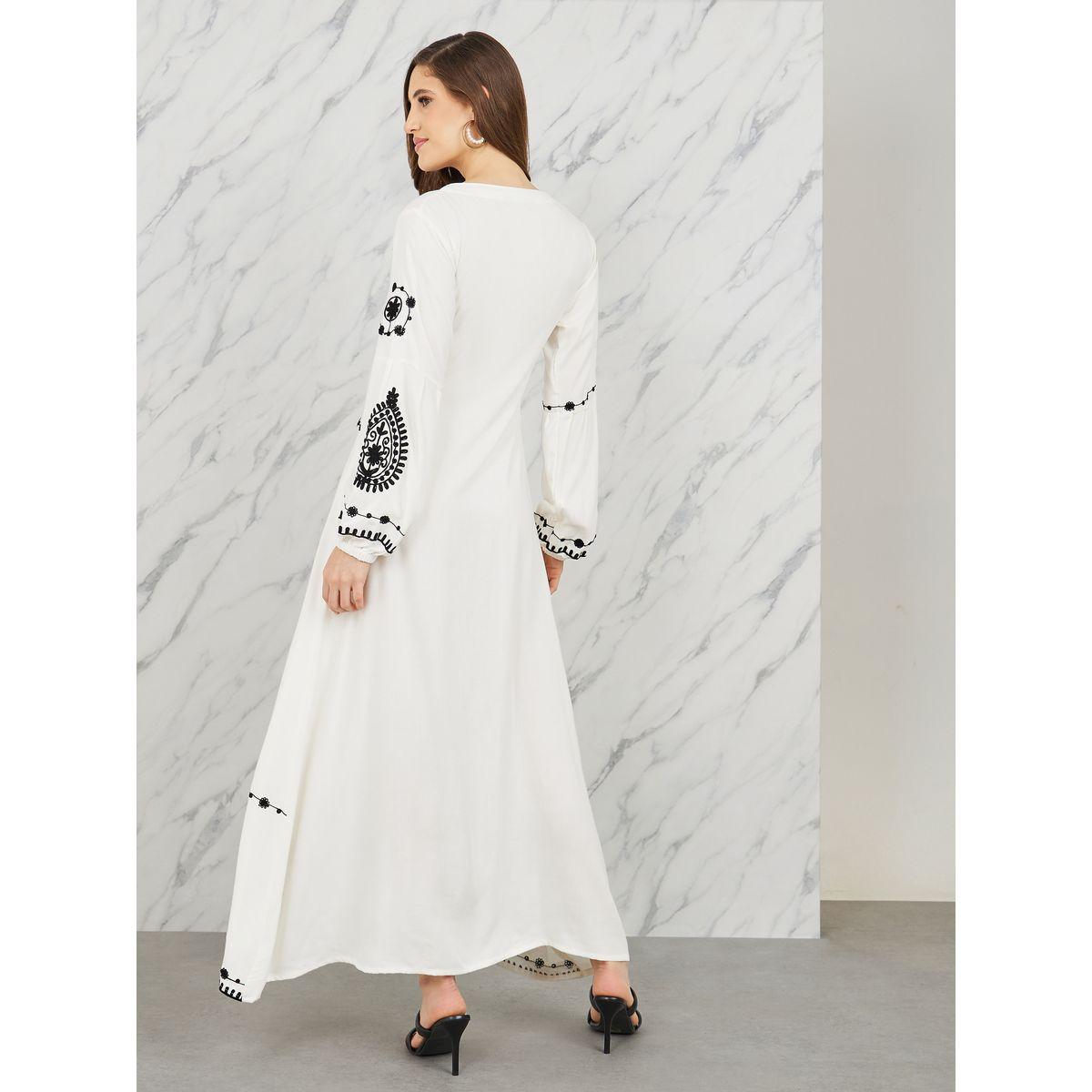 Styli Embroidered Sweetheart Neck A-Line Maxi Dress-women-clothing-dresses-image-4