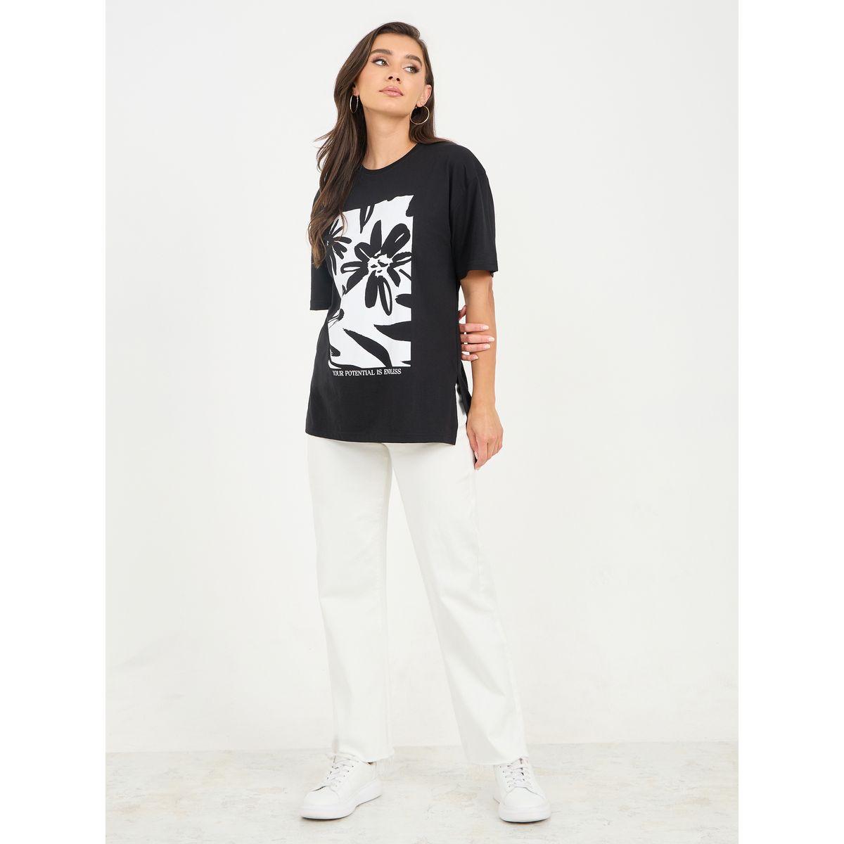 Styli Oversized Contrast Floral Graphic Print Longline T-Shirt-women-clothing-tshirts-image-2