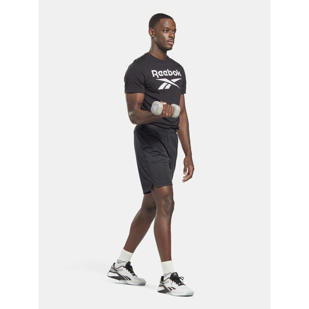 شورت محبوك بجيب جانبي-men-clothing-sportswearandactivewear-bottoms-image-1