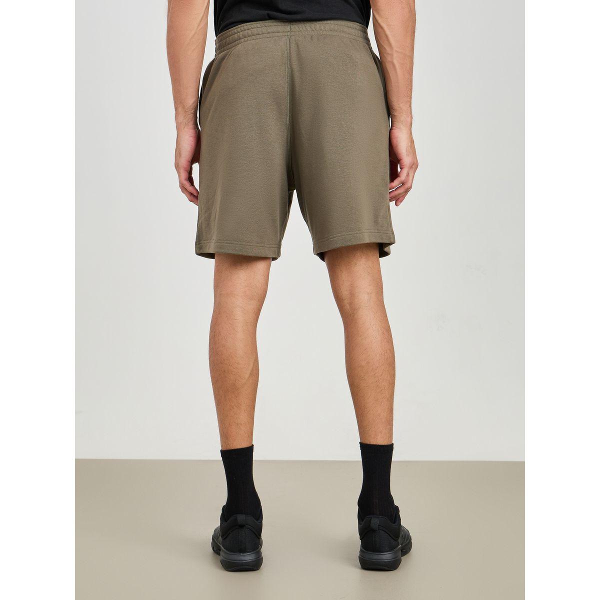 شورت رياضي مزين بشعار الماركة-men-clothing-sportswearandactivewear-bottoms-image-1