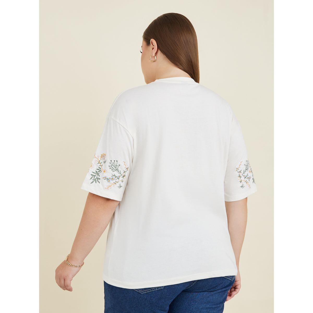 Styli Plus Embroidered Round Neck Oversized T-Shirt-women-clothing-tshirts-image-5