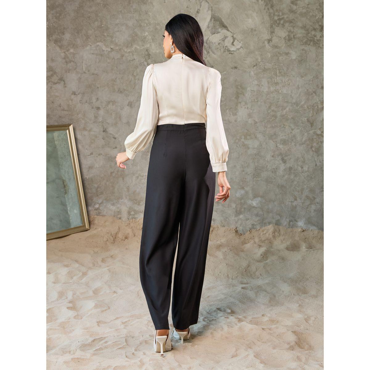 جمبسوت ساتان بارجل واسعة وياقة بشق-women-clothing-jumpsuits-image-4