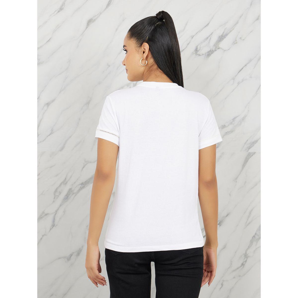 تيشيرت بقصة عادية وطبعة كتابة بالفويل-women-clothing-tshirts-image-4