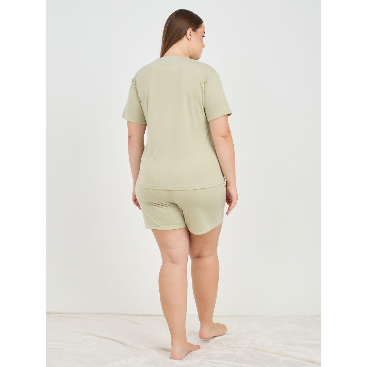 Styli Unwind Plus Script Slogan Drop Shoulder T-Shirt & Placket Shorts Set-women-clothing-nightwear-pyjamas-shortsets-image-4