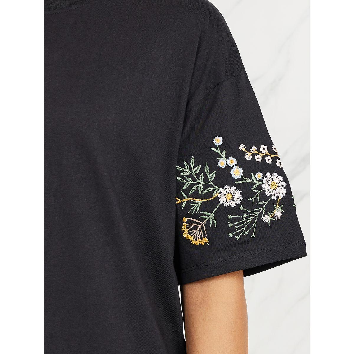 Styli Oversized Embroidered Longline T-shirt-women-clothing-tshirts-image-5
