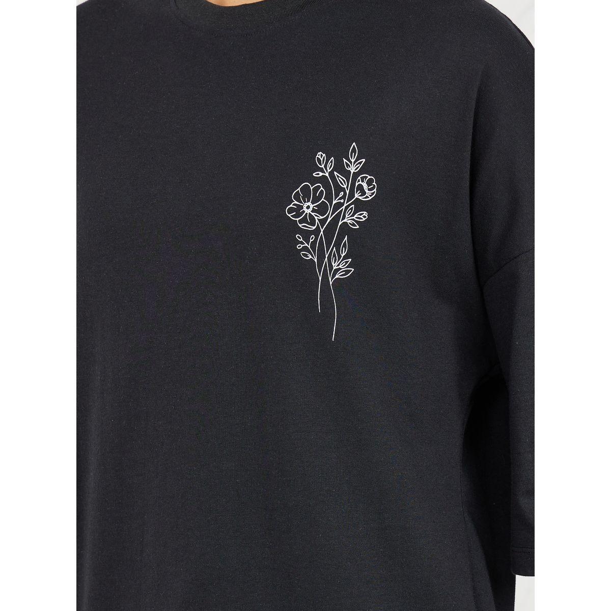 تيشيرت واسع بطبعة كتابة واكتاف منخفضة-women-clothing-tshirts-image-4