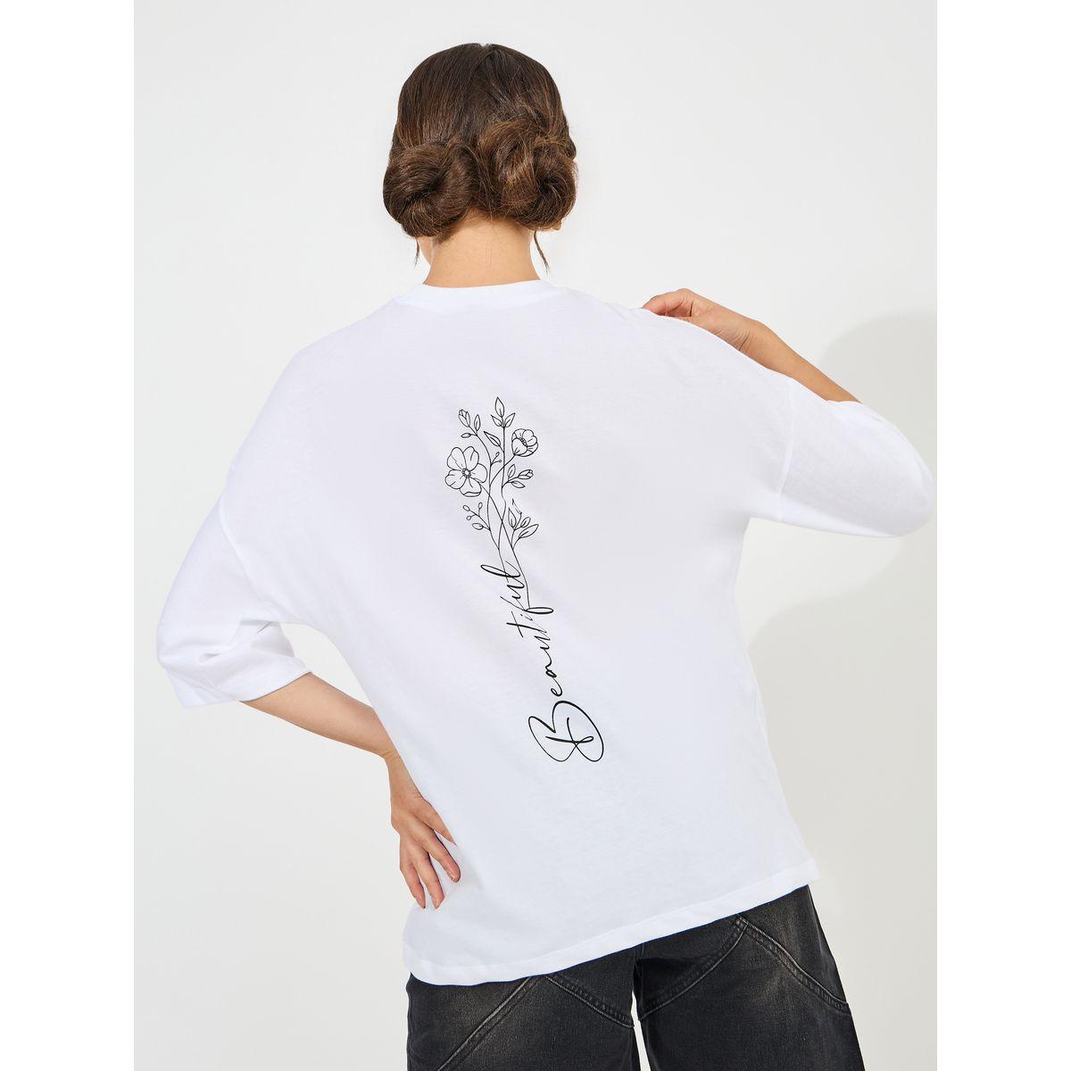 تيشيرت فضفاض باكتاف منخفضة وطبعات-women-clothing-tshirts-image-5