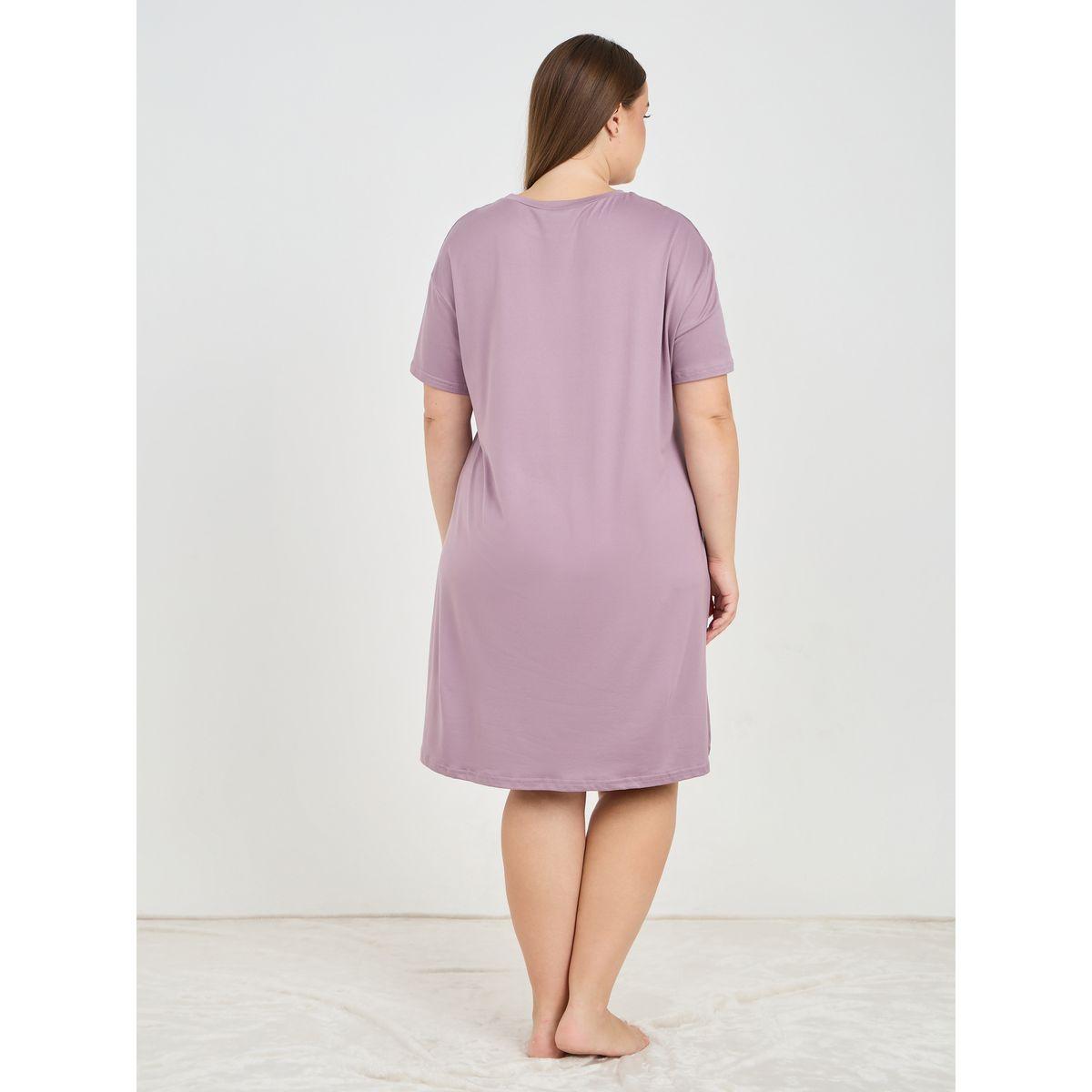 قميص نوم بمقاس كبير وطبعة كتابة-women-clothing-nightwear-nighties-image-4