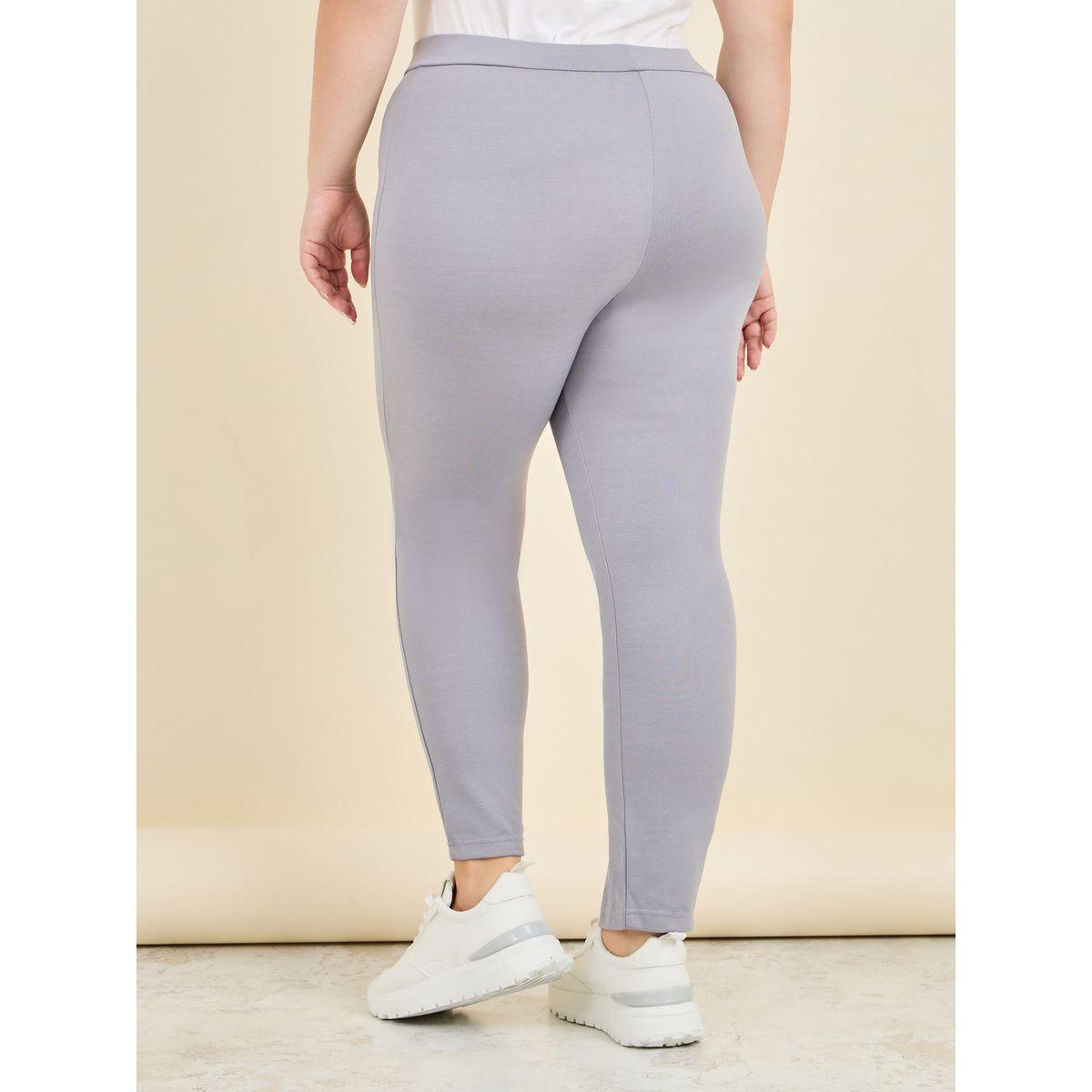 Styli Plus Front Slit Hem Ponnte Legging-women-clothing-bottoms-leggings-image-5