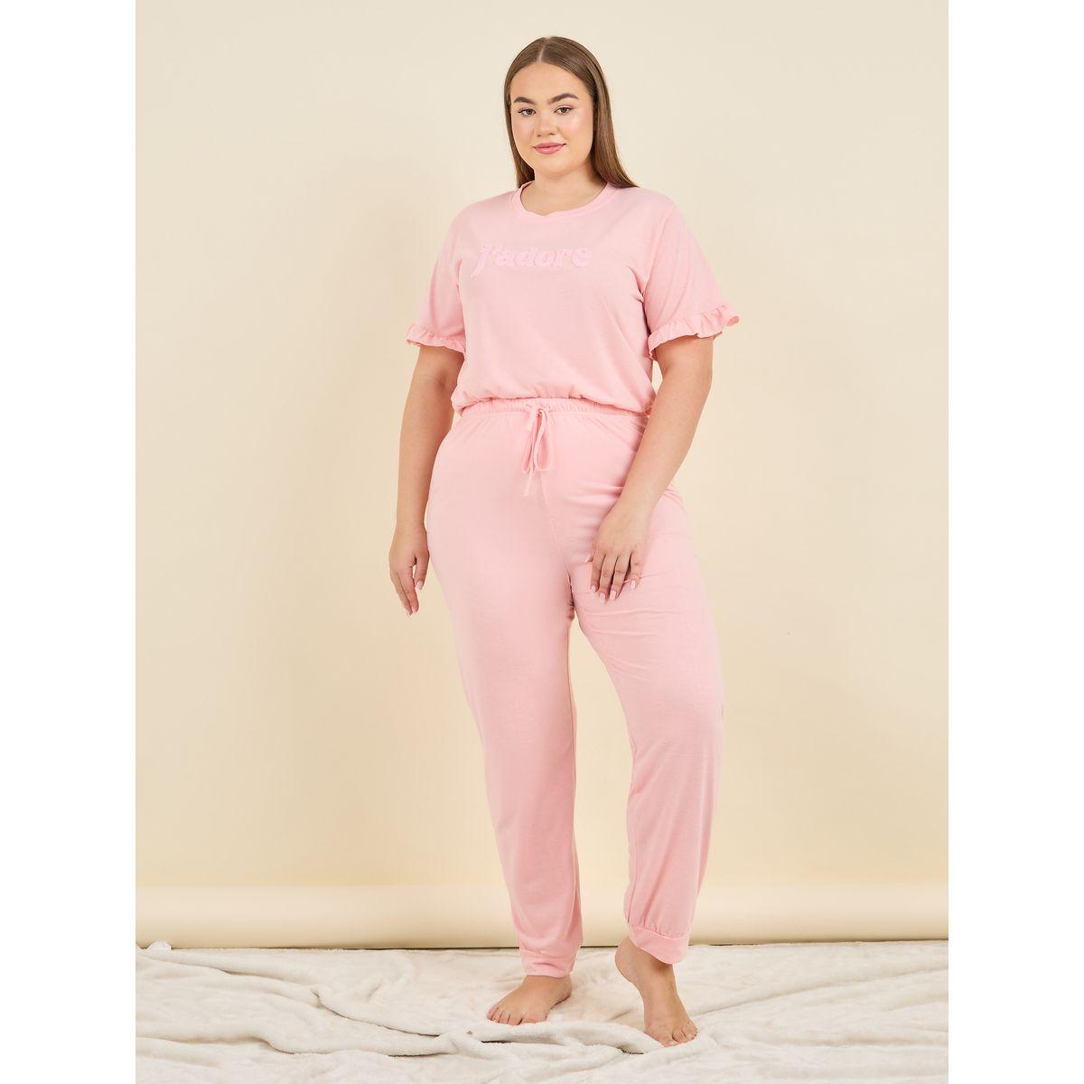 Styli Unwind Plus Patch Detail Ruffle Sleeve T-Shirt & Pyjama Set-women-clothing-nightwear-pyjamas-longsets-image-3