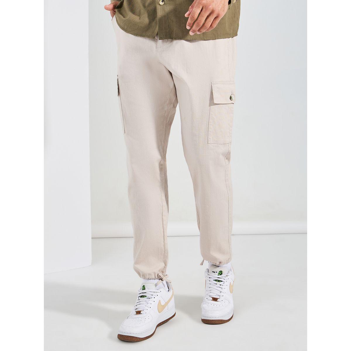 بنطال بقصة مريحة وجيوب كارجو-men-clothing-bottoms-trousersandchinos-trousers-image-1