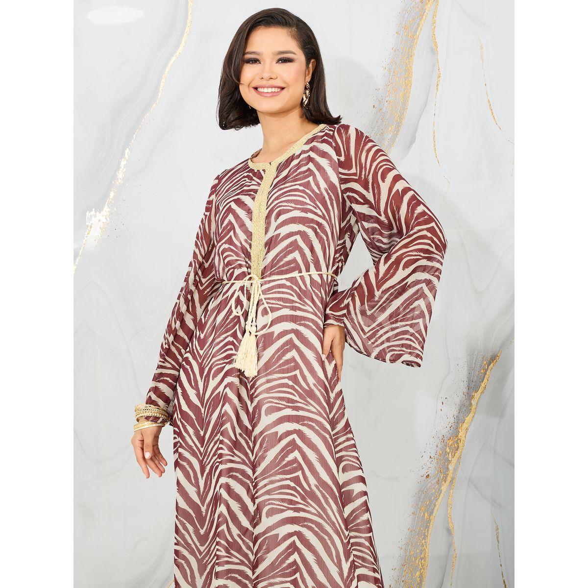 جلابية بتفاصيل دانتيل مع حزام خصر-women-arabicclothing-jalabiyas-image-2