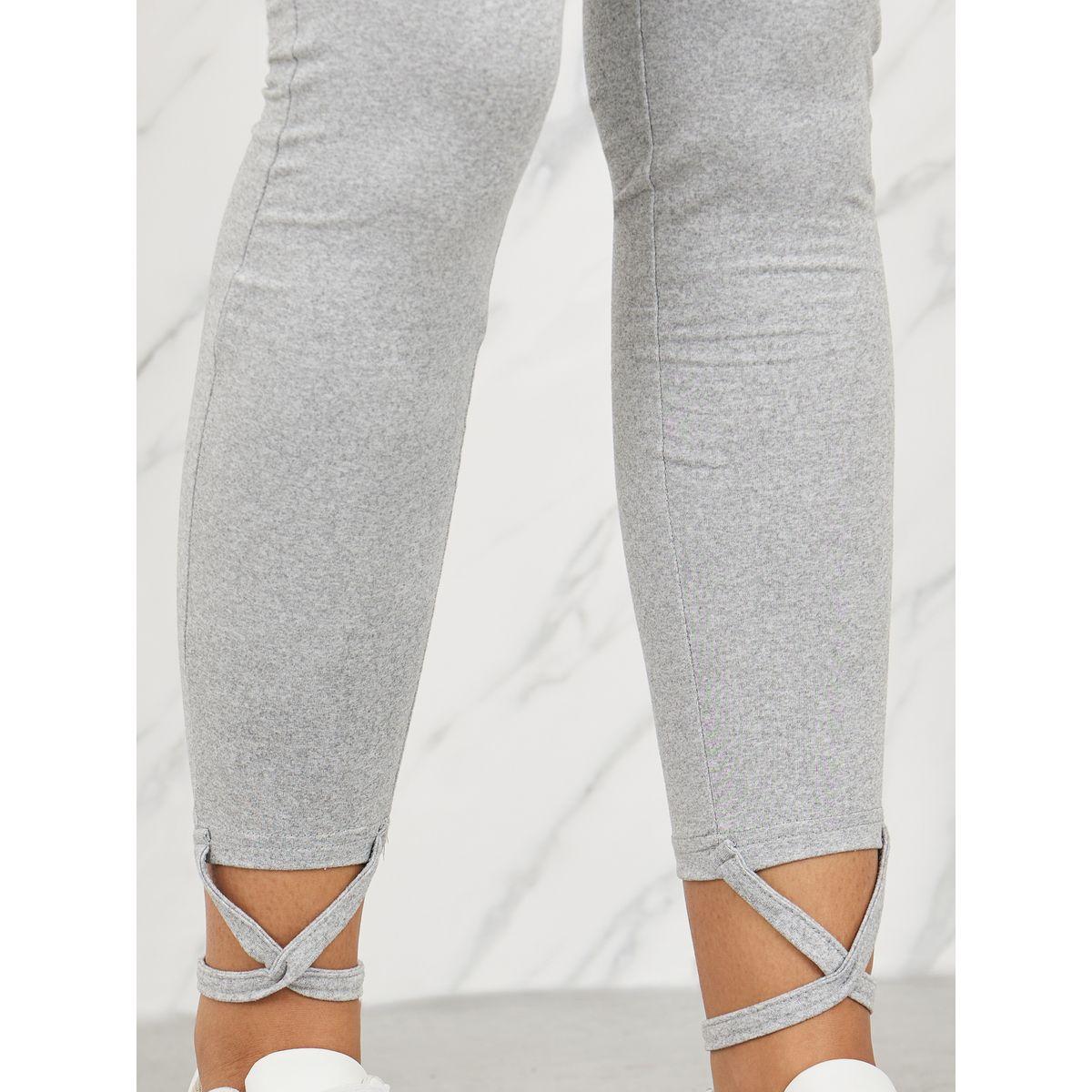 Styli Cross Strap Hem High Rise Legging-women-clothing-bottoms-leggings-image-3