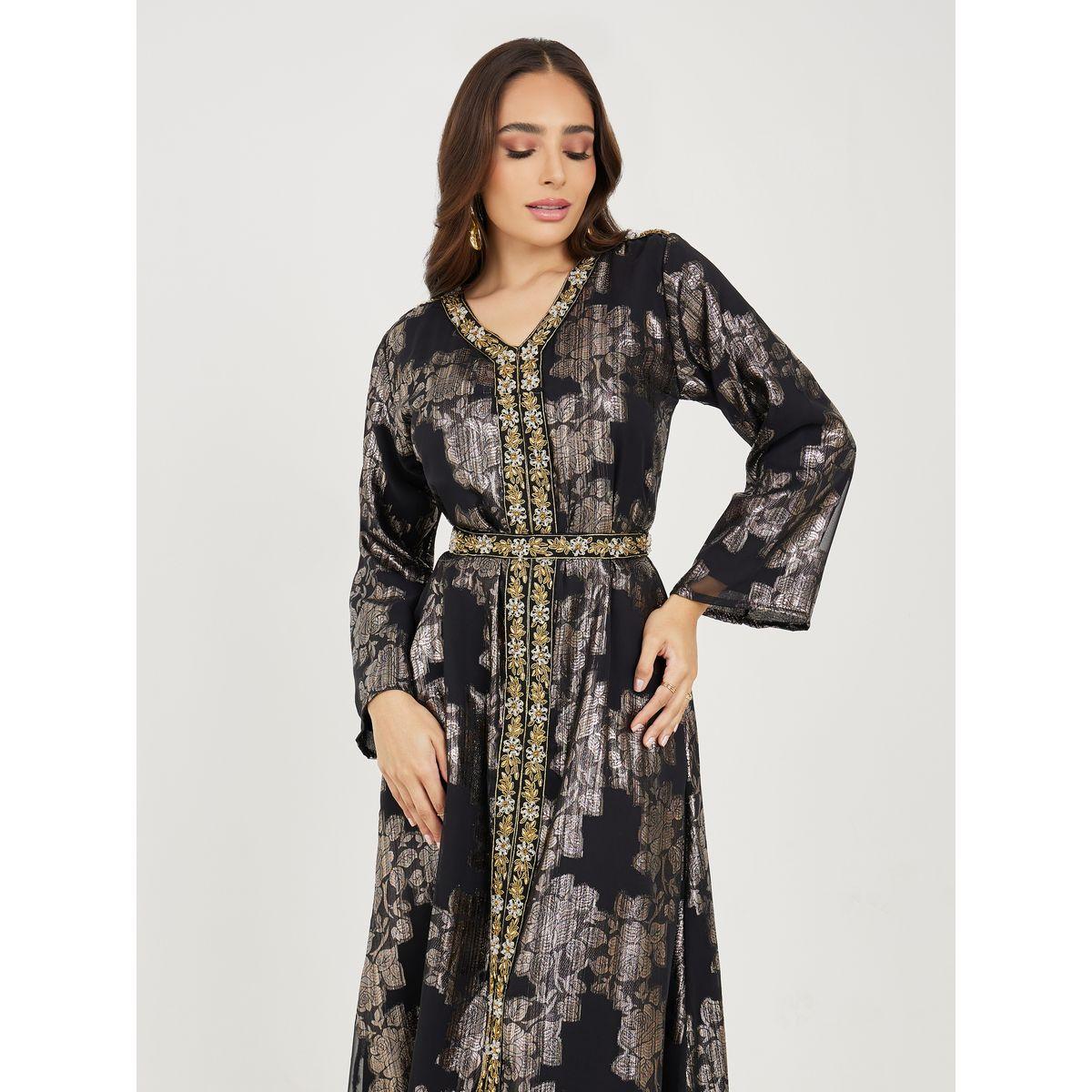 قفطان بتفاصيل مُطرّزة بالخرز مع حزام-women-arabicclothing-kaftan-image-2