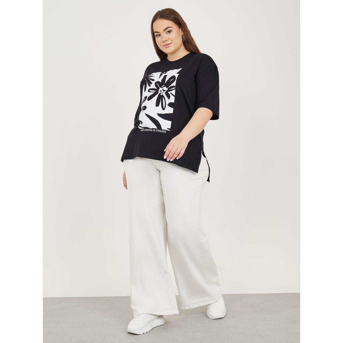 Styli Plus Oversized Floral Print Longline T-shirt with Side Slit-women-clothing-tshirts-image-2