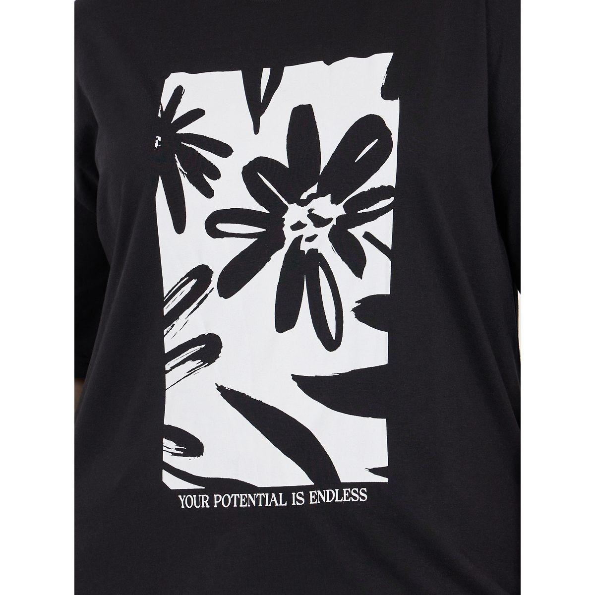 Styli Plus Oversized Floral Print Longline T-shirt with Side Slit-women-clothing-tshirts-image-3