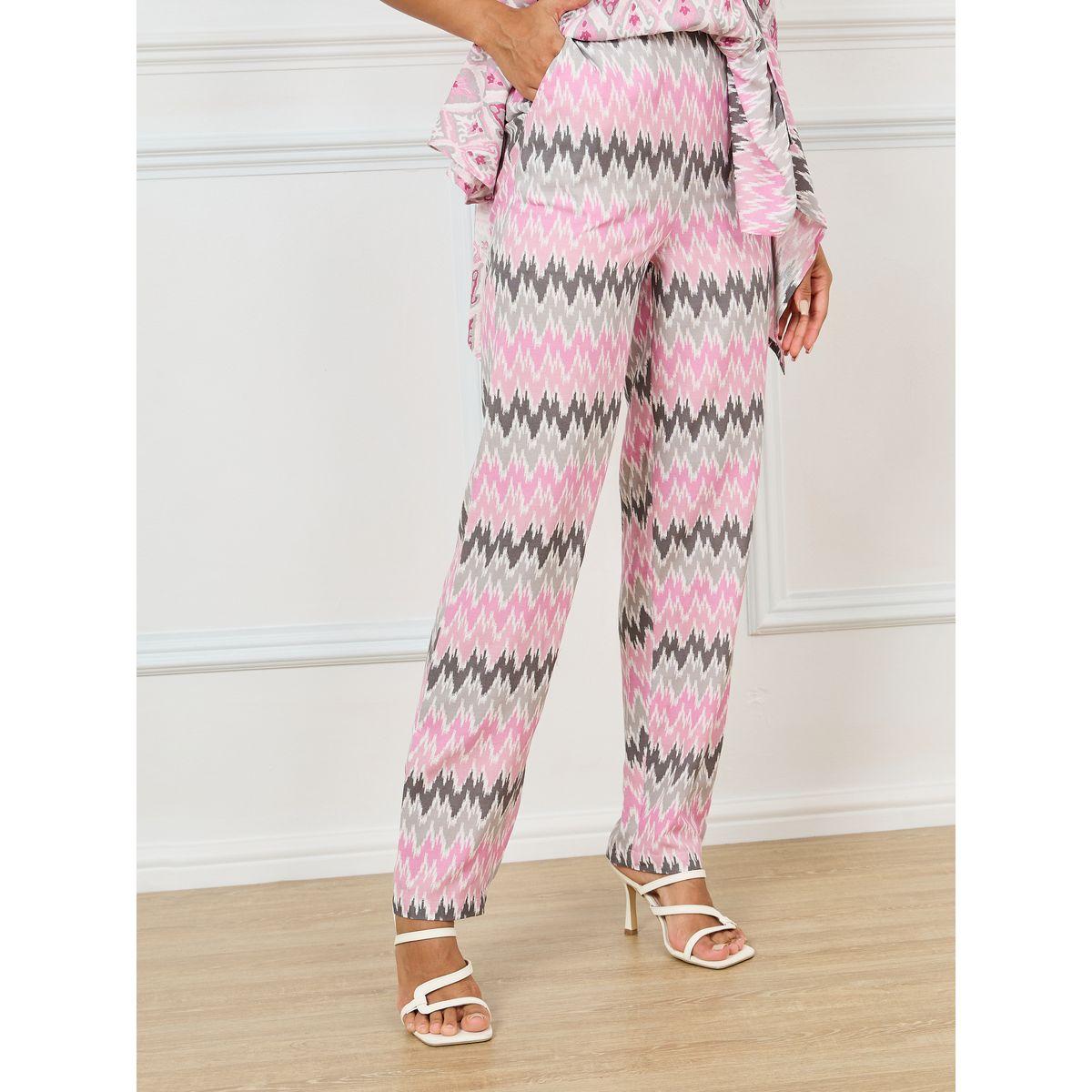 Styli Elevate Asymmetric Hem All Over Print Top & Pants Set-women-clothing-coordsets-image-4