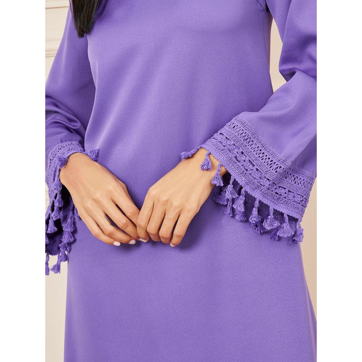 فستان طويل بأكمام طويلة وتفاصيل شراشيب-women-clothing-dresses-image-3