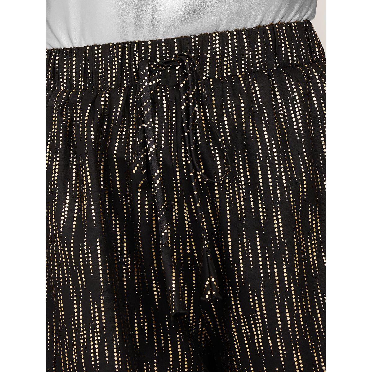 Styli Foil Print High Rise Short-women-clothing-bottoms-shorts-image-3