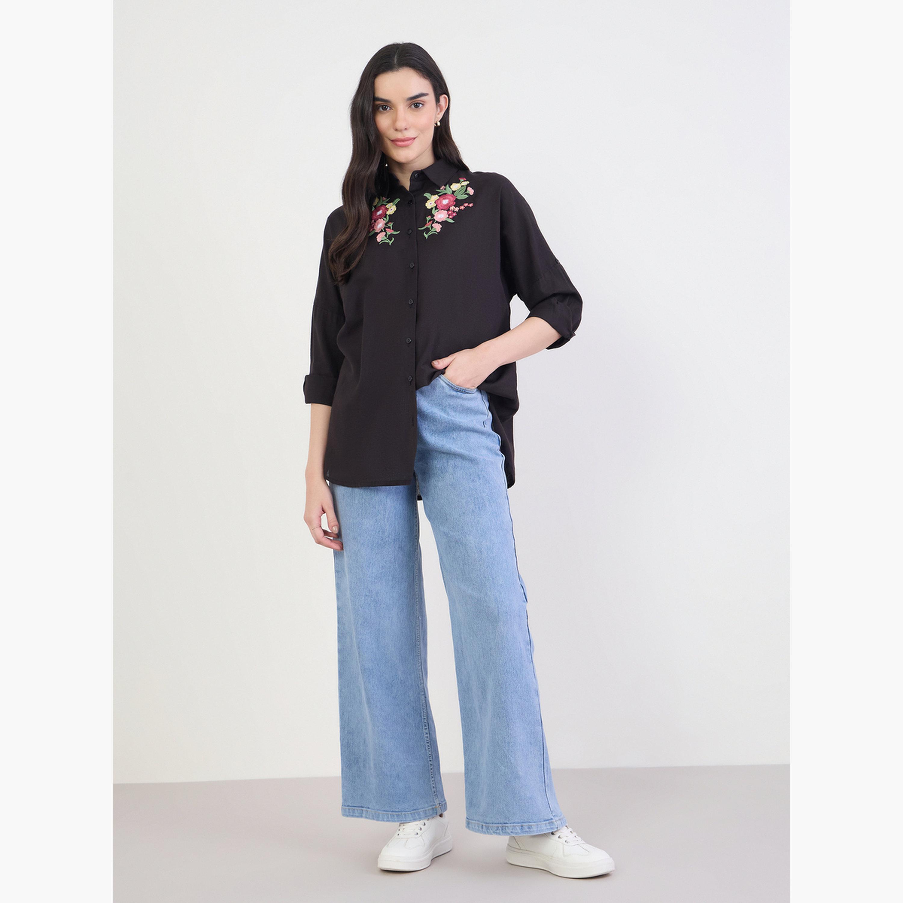 ستايلي - قميص مطرز بأكمام مطوية ومقاس واسع-women-clothing-shirtsandblouses-shirts-image-2
