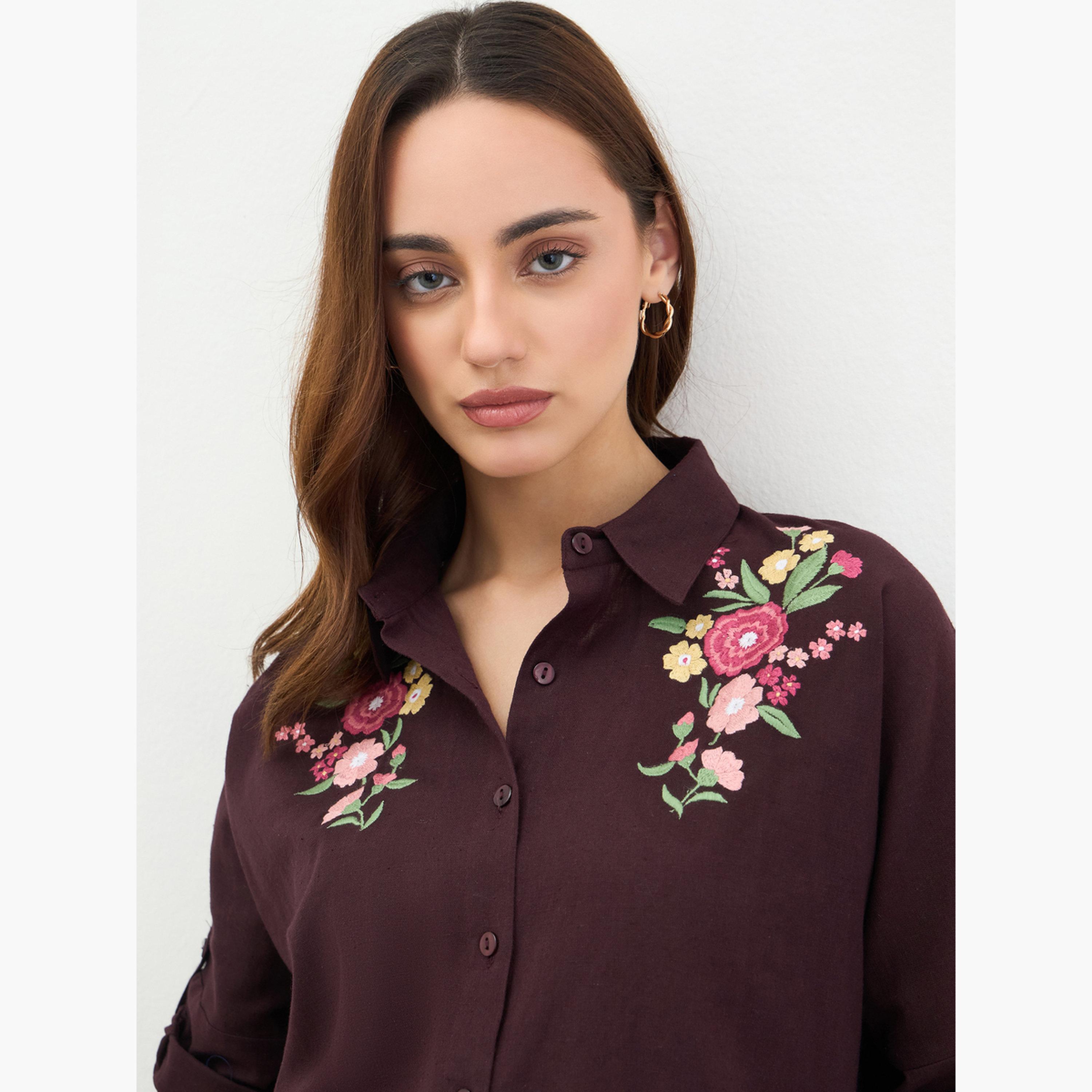 ستايلي - قميص مطرز بأكمام مطوية ومقاس واسع-women-clothing-shirtsandblouses-shirts-image-5