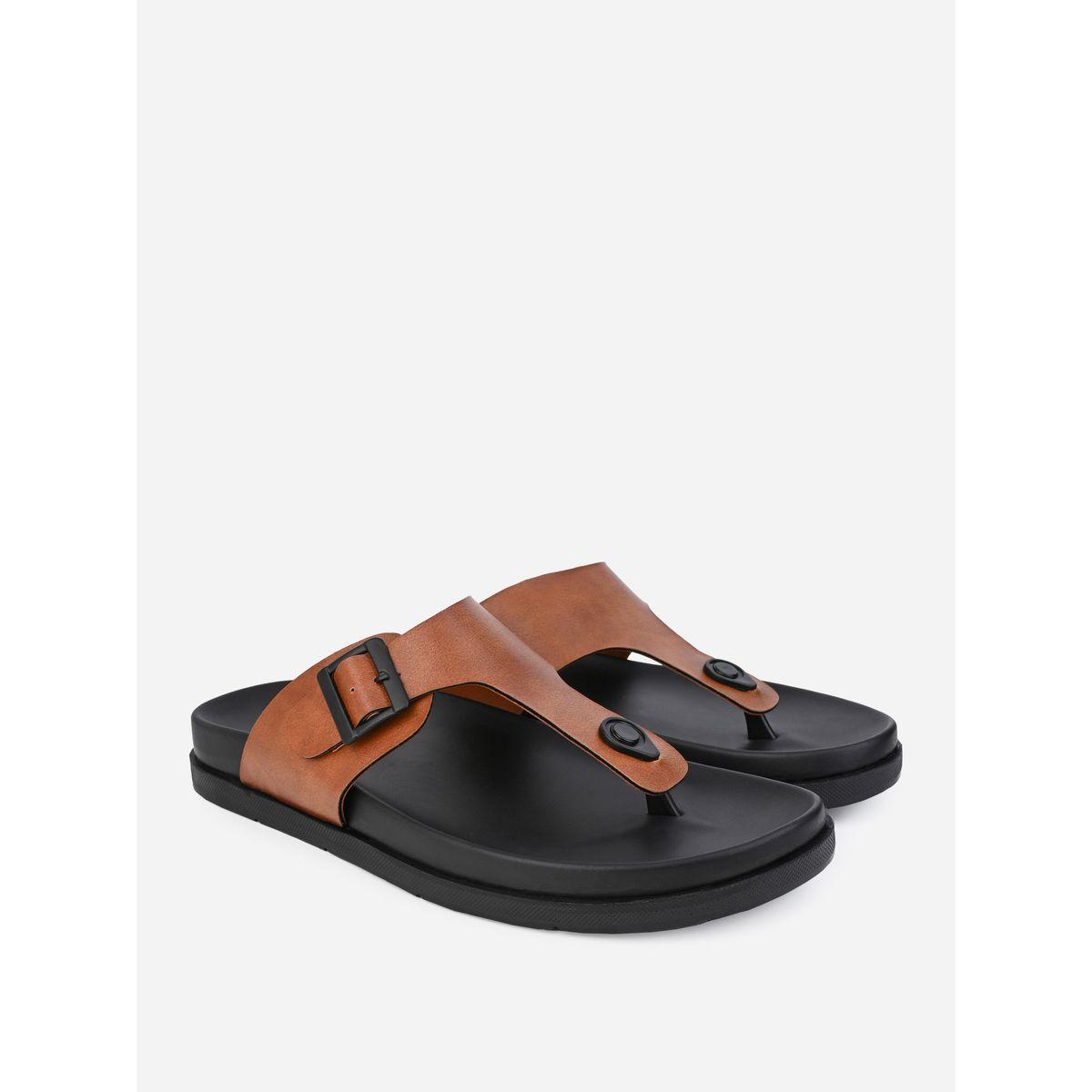 صندل مريح مزين بإبزيم غلق-men-shoes-sandals-image-2