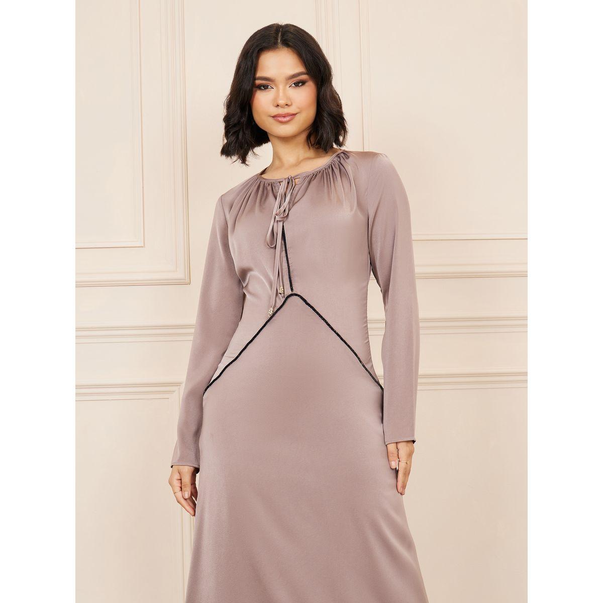 فستان ساتان طويل بتفاصيل دانتيل-women-clothing-dresses-image-2