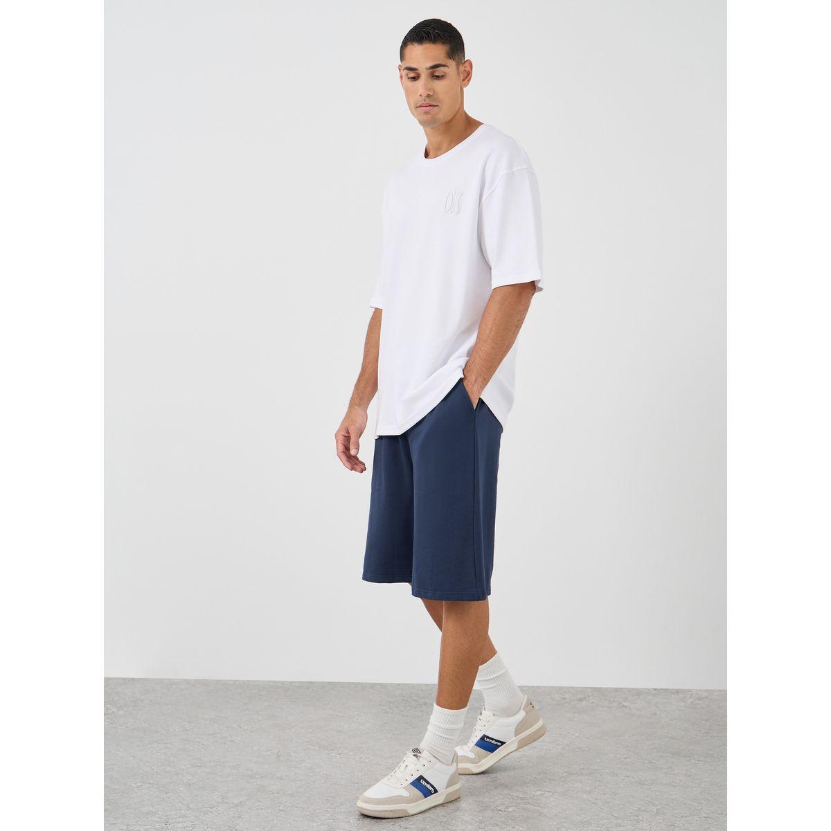 Styli Oversized Solid Shorts with Drawstring-men-clothing-bottoms-shorts-image-2