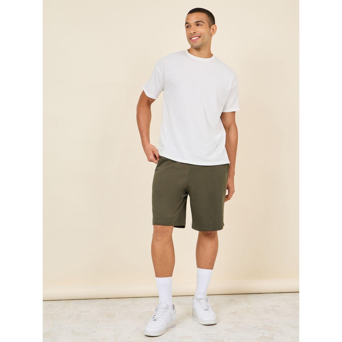 Styli Oversized Solid Shorts with Drawstring Waistband-men-clothing-bottoms-shorts-image-2