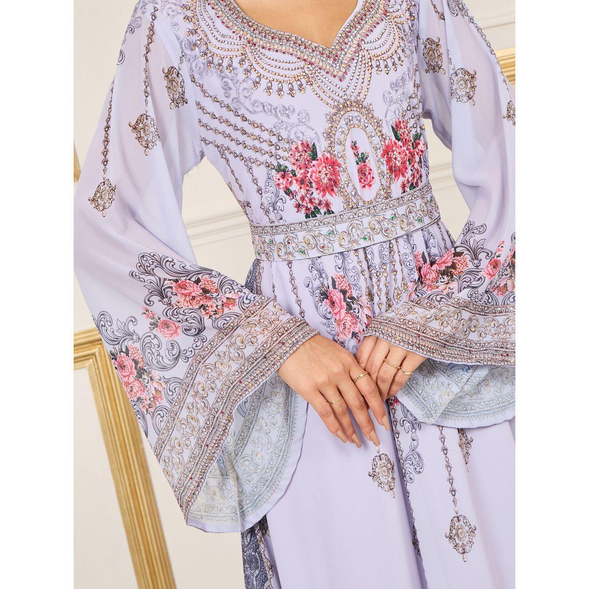 جلابية مزينة بحجر الراين مع حزام خصر ماكسيم كرييشن × ستايلي-women-arabicclothing-jalabiyas-image-3