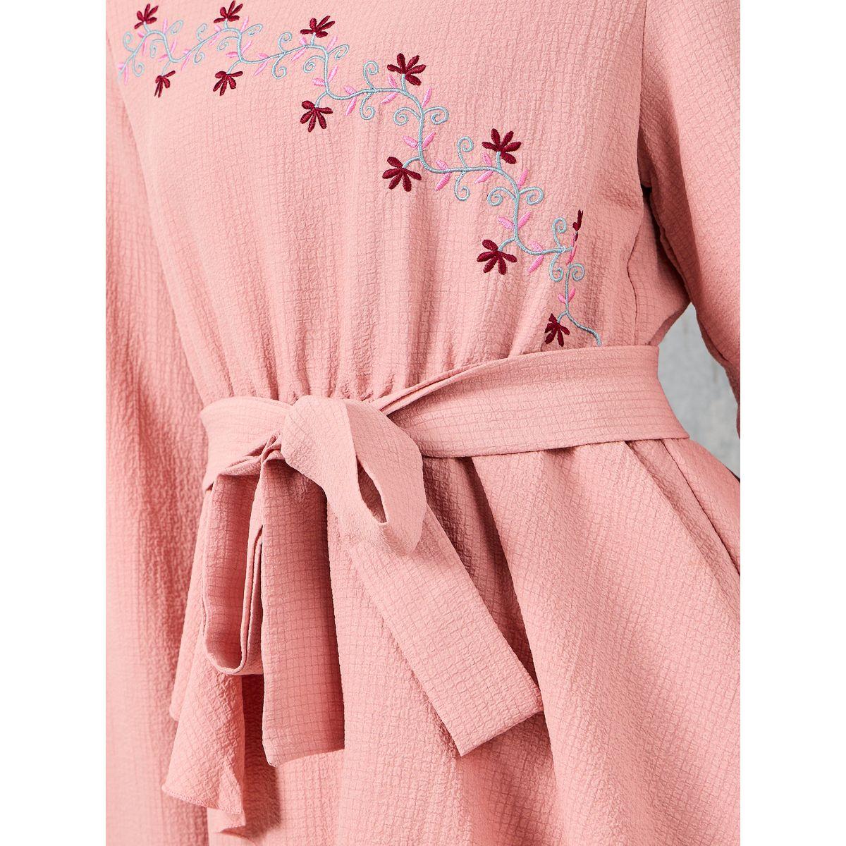 فستان ميدي بطبقات وتفاصيل كشكش-women-clothing-dresses-image-3