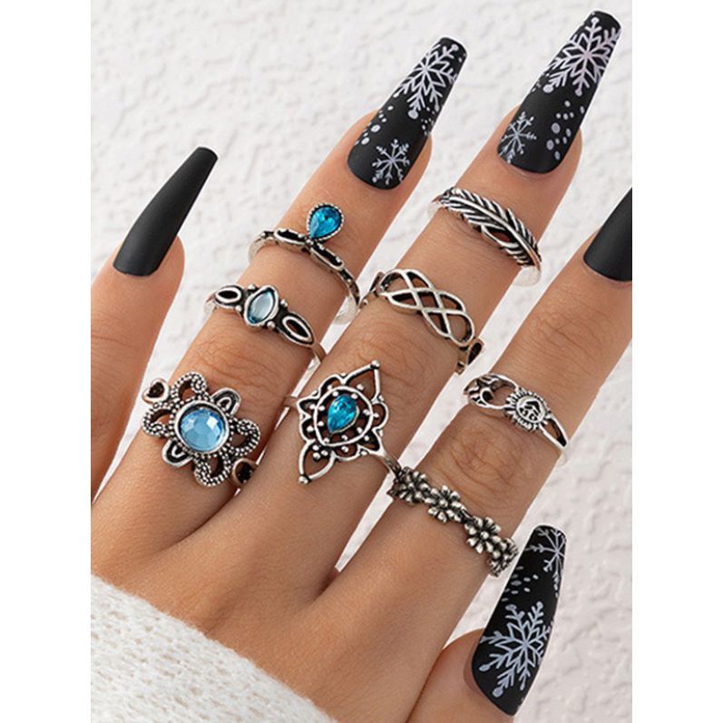 مجموعة من 8 خواتم كاجوال-women-watchesandjewellery-jewellery-rings-image-1