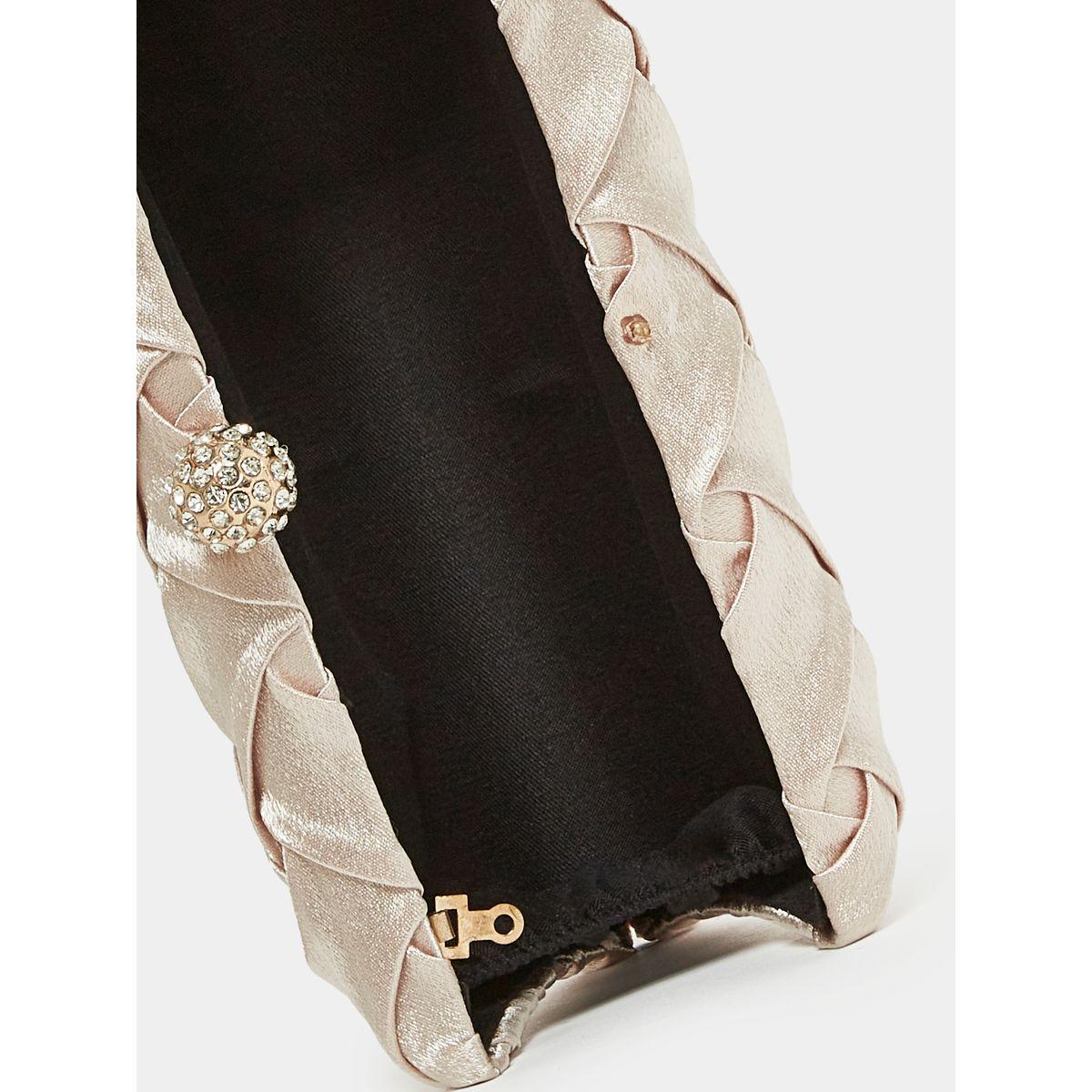 شنطة بلا يد بتفاصيل كروس بارزة الملمس-women-bagsandwallets-handbags-image-4