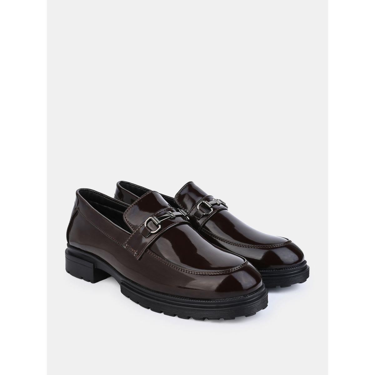 حذاء لوفرز بكعب شانكي وحلية معدنية-men-shoes-loafersandmoccasins-image-2
