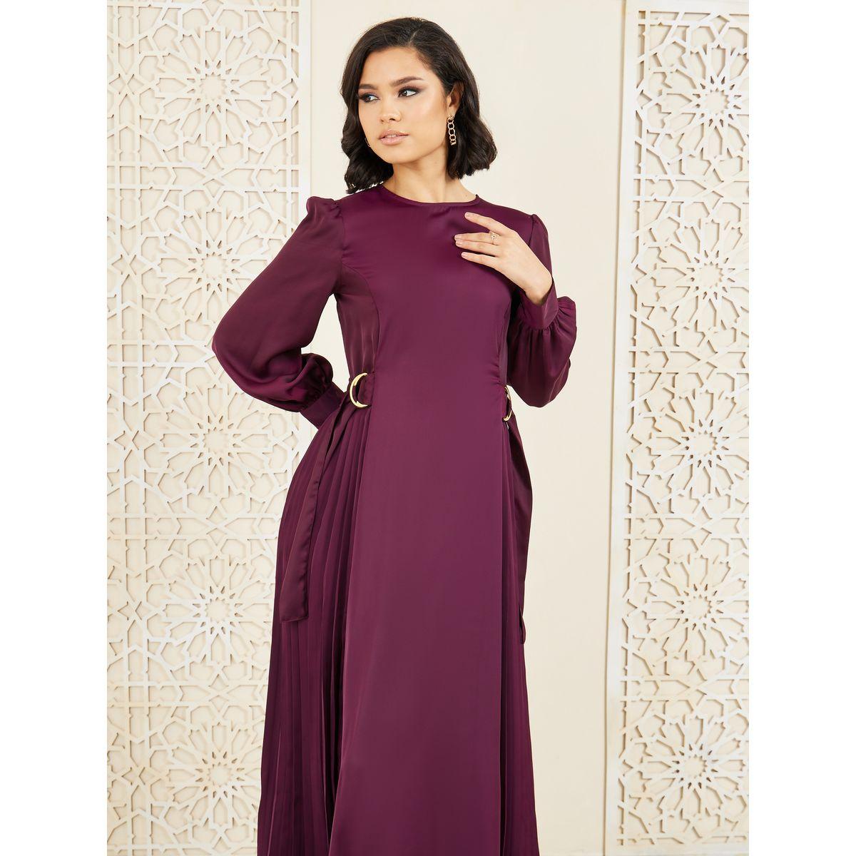 Styli Pleat Detail Side Buckle Tie Maxi Dress-women-clothing-dresses-image-2