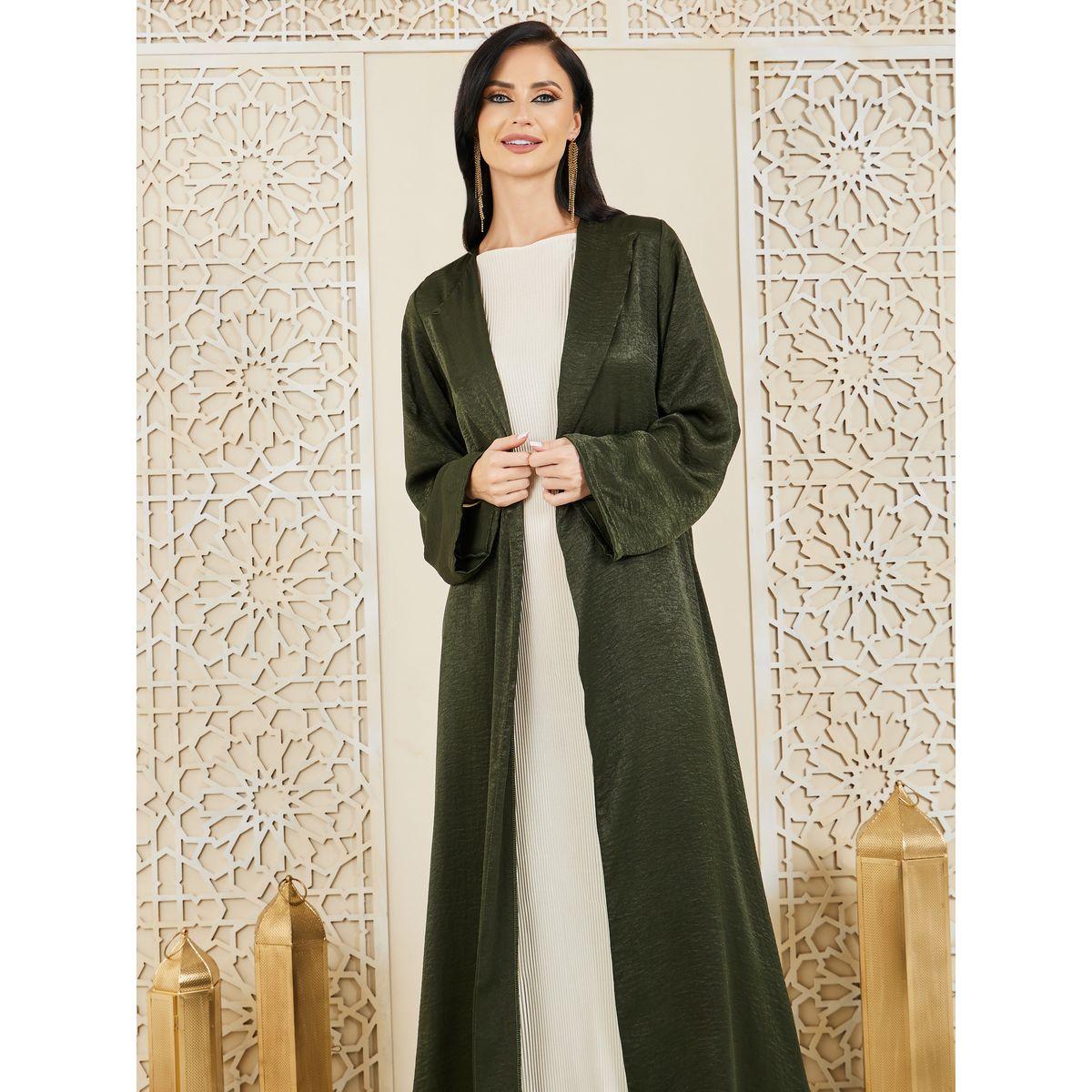 عباية ساتان مخمل بتفاصيل بارزة الملمس-women-arabicclothing-abayas-image-2