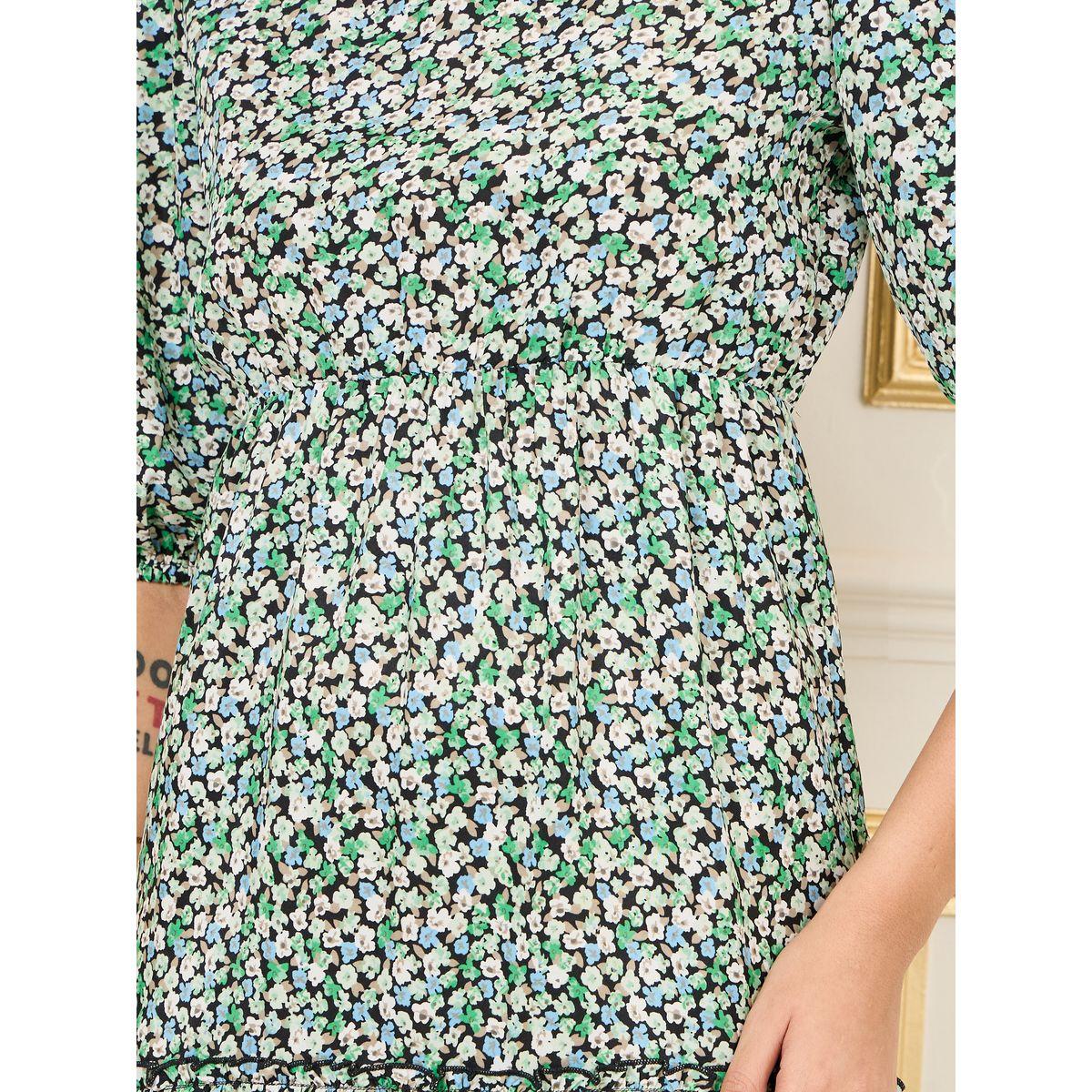 فستان ميدي بطبعة زهور صغيرة وكشكش-women-clothing-dresses-image-3