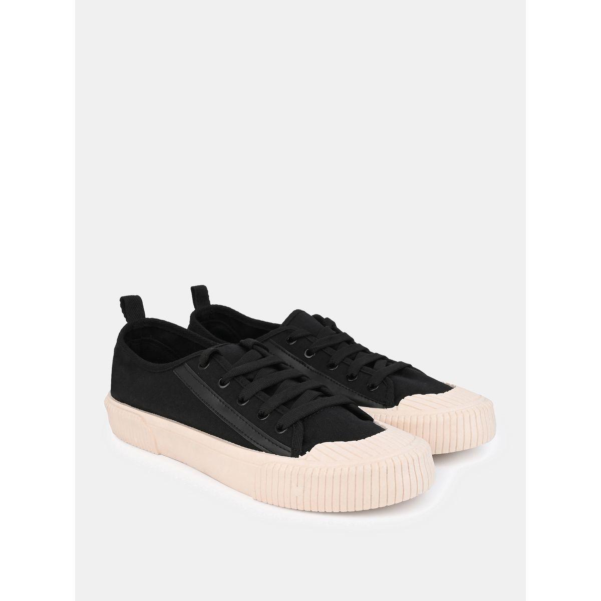 حذاء سنيكرز كانفاس برباط غلق-men-shoes-sneakers-image-3