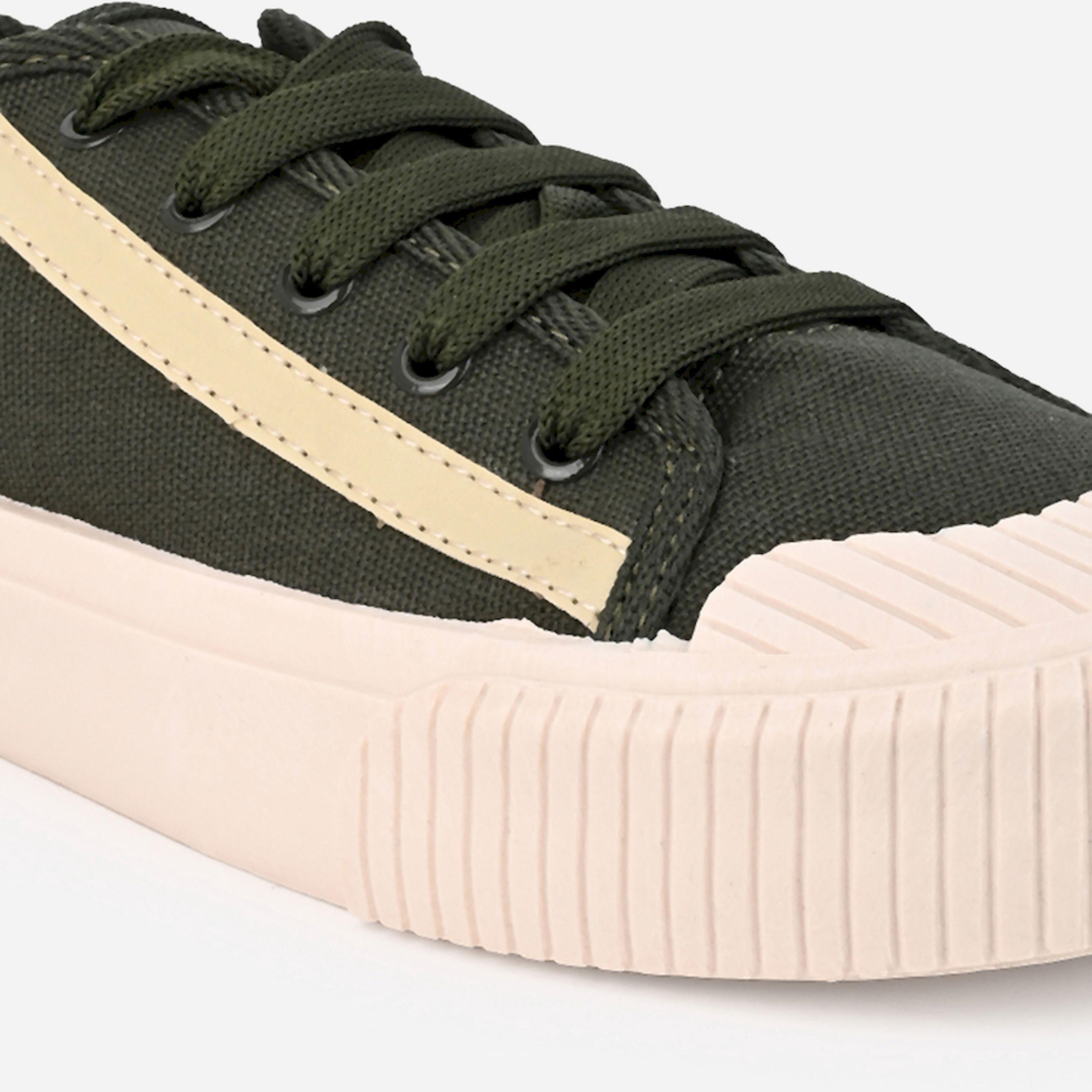 ستايلي - حذاء رياضي من القماش مزين بشريط وبرباط-men-shoes-sneakers-image-7