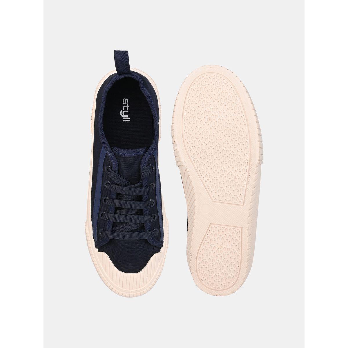 Styli Tape Detail Canvas Lace Up Sneakers-men-shoes-sneakers-image-5