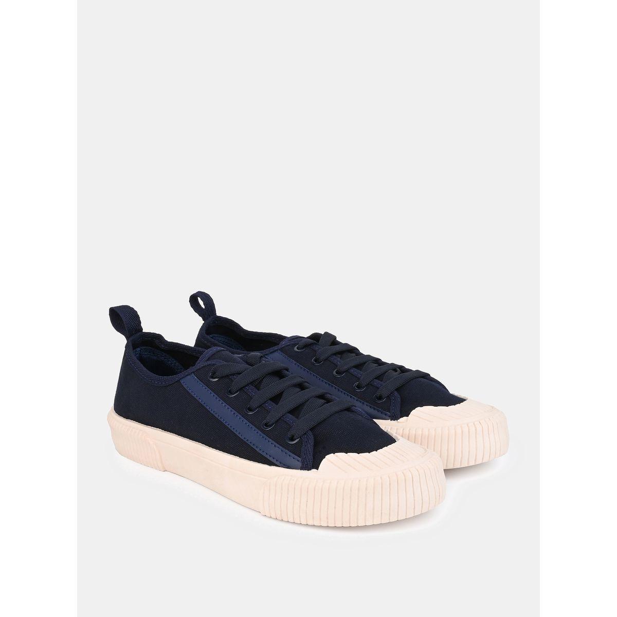 حذاء سنيكرز كانفاس برباط غلق-men-shoes-sneakers-image-6