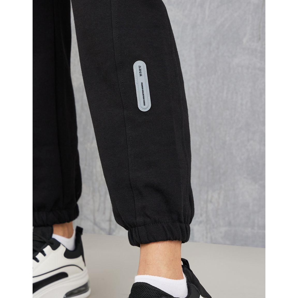 جوغر بقصة مستقيمة وأربطة-women-clothing-bottoms-joggers-image-4