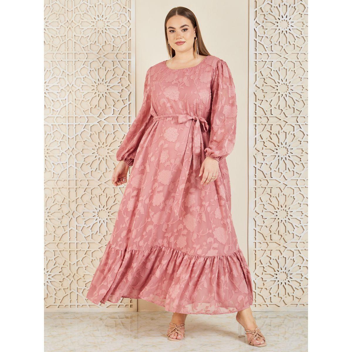 فستان طويل بمقاس كبير وتفاصيل بارزة الملمس-women-clothing-dresses-image-1
